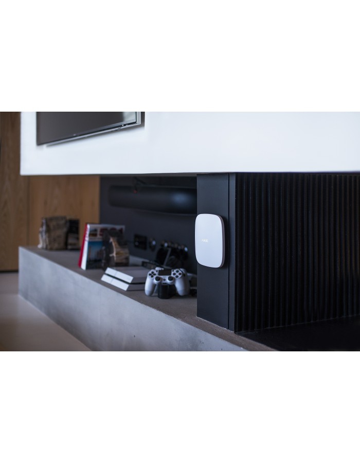 AJAX TCP-IP/GSM Alarm Hub White AJAX TCP-IP/GSM Alarm Hub White