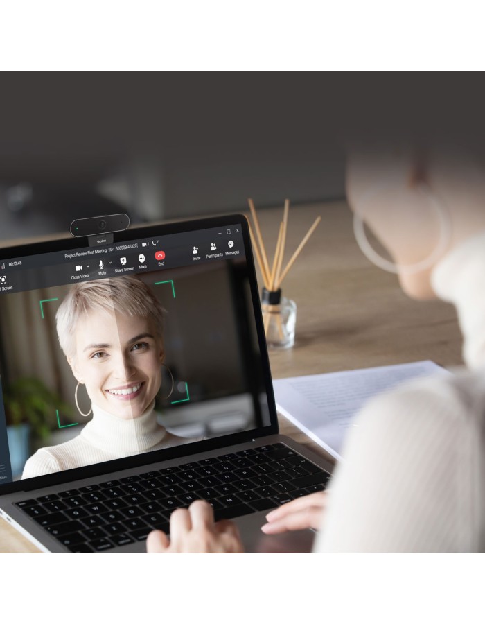 Yealink Webcam 1080p USB-A with Microphone & Privacy Lens Cap UVC20 Yealink Webcam 1080p USB-A with Microphone & Privacy Lens Cap UVC20