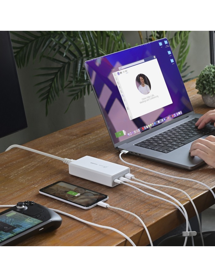 j5create 185W Laptop GaN Charger PD3.1 2xUSB-C/1xUSB-A (UK Plug) JUP37185W