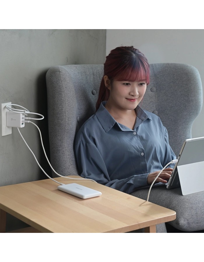 j5create Charger Wall Travel 65W GaN 2xUSB-C/1xUSB-A + USB-C Cable JUP3565CV
