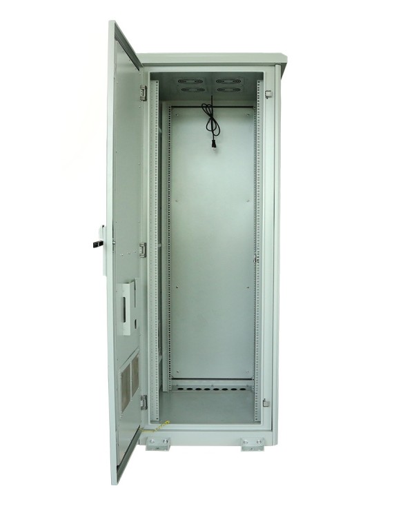 NETPRO 19'' Outdoor IP65 Floor Cabinet 32U 80cm NP-IP65-C32U80