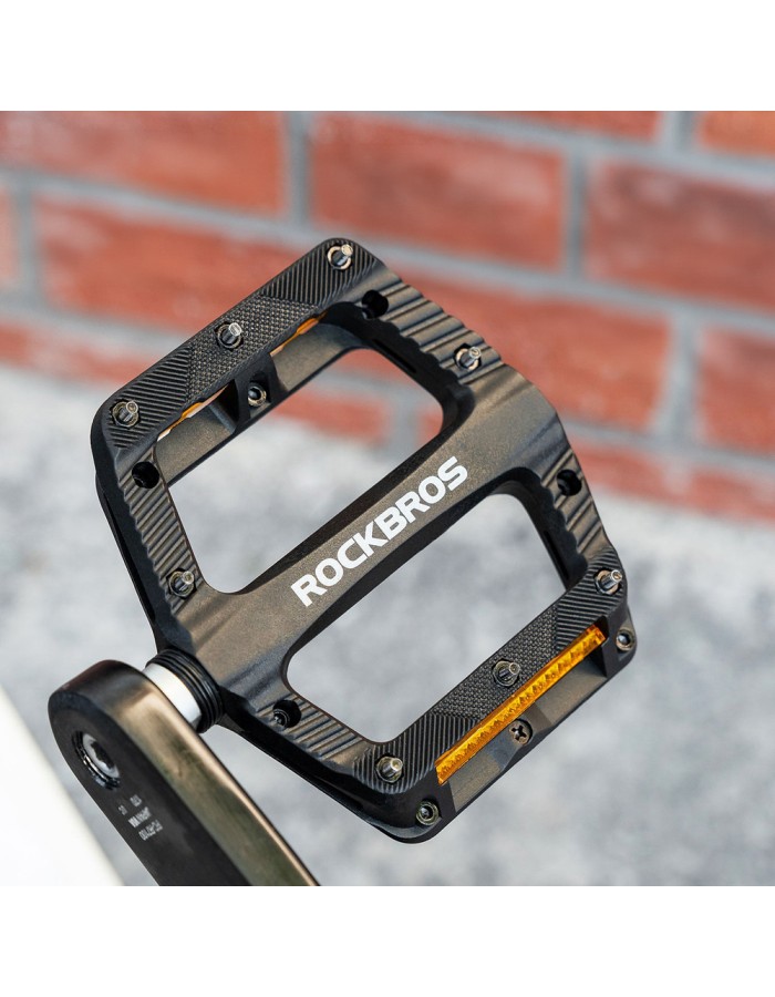 Rockbros BP2501 Reflective Nylon Bicycle Pedals - Black Rockbros BP2501 Reflective Nylon Bicycle Pedals - Black