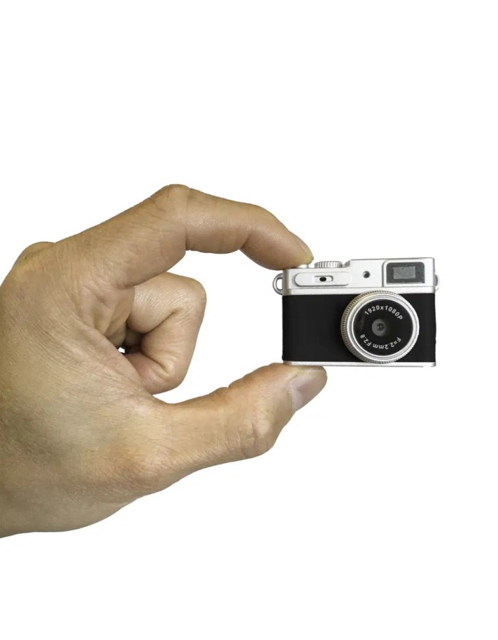 Denver PHOTO Camera Mini with Keychain Attachment DMC-1203B Denver PHOTO Camera Mini with Keychain Attachment DMC-1203B
