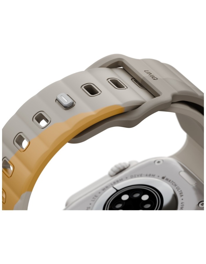 Uniq Stride De Rubber Strap for Apple Watch 44 / 45 / 46 / 49 mm - Beige