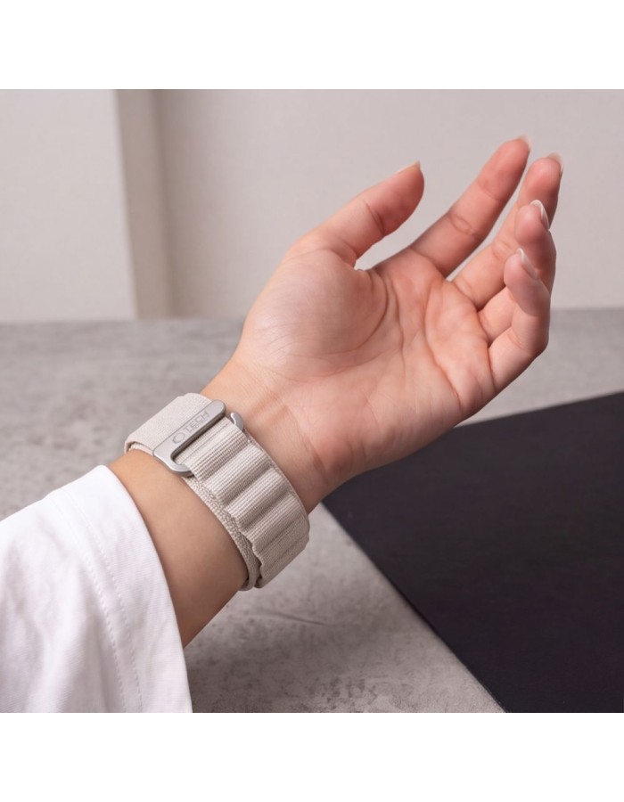 Tech-Protect Nylon Pro Band for Apple Watch 44 / 45 / 46 / 49 mm - beige Tech-Protect Nylon Pro Band for Apple Watch 44 / 45 / 46 / 49 mm - beige