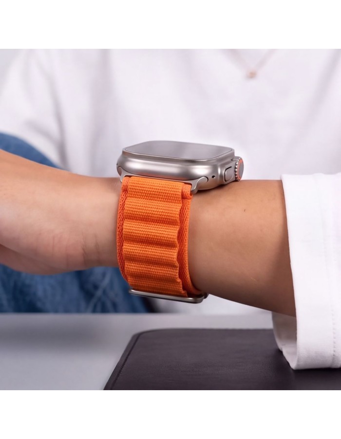 Tech-Protect Nylon Pro Band for Apple Watch 44 / 45 / 46 / 49 mm - orange Tech-Protect Nylon Pro Band for Apple Watch 44 / 45 / 46 / 49 mm - orange