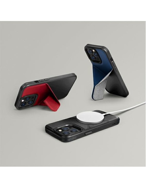 Uniq Transforma MagSafe case for iPhone 13 - red